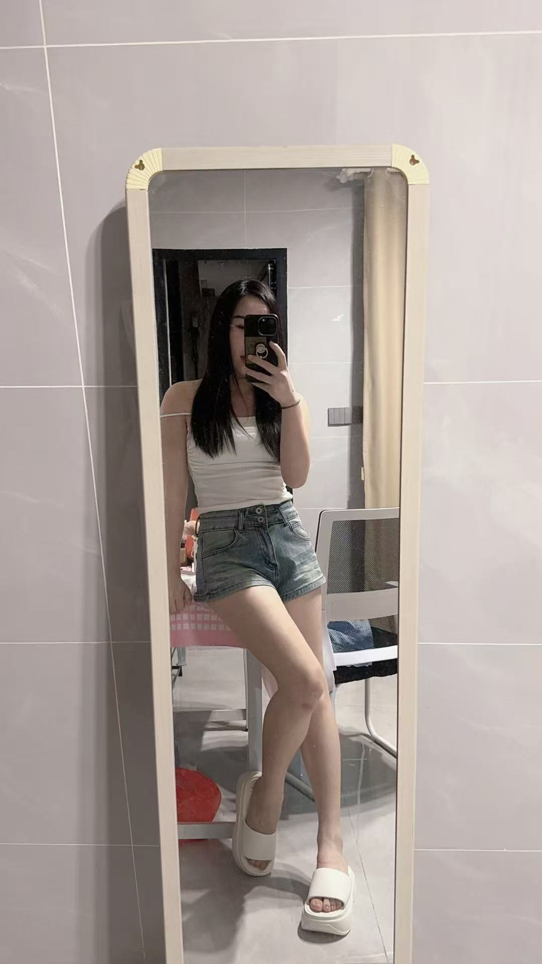 永泰白嫩辣妹蜜桃