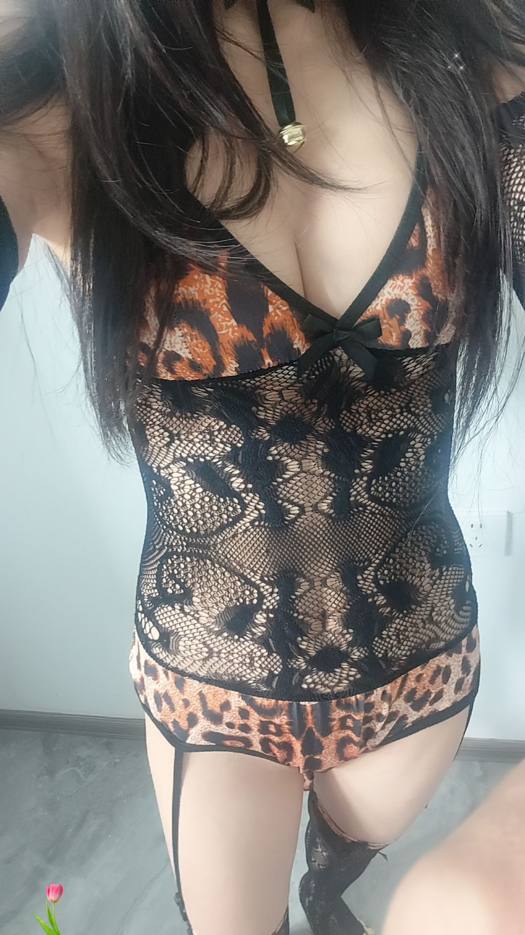 气质迷人少妇服务系