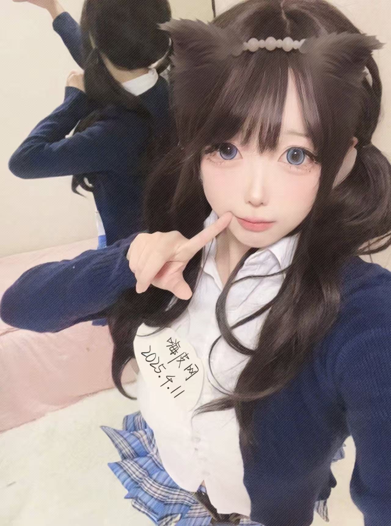 可爱的茜儿学妹