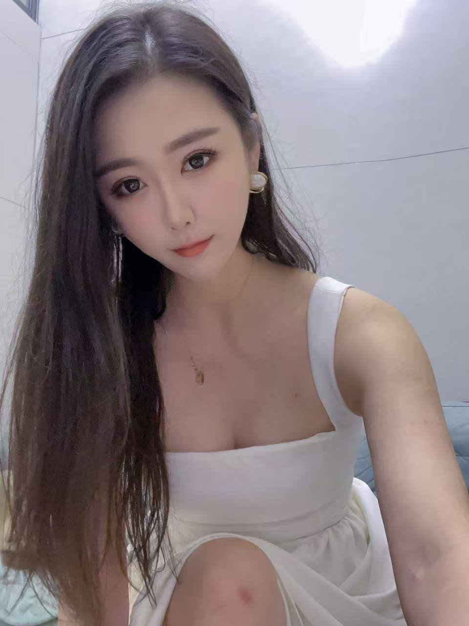 热情火辣小姐姐琳琳