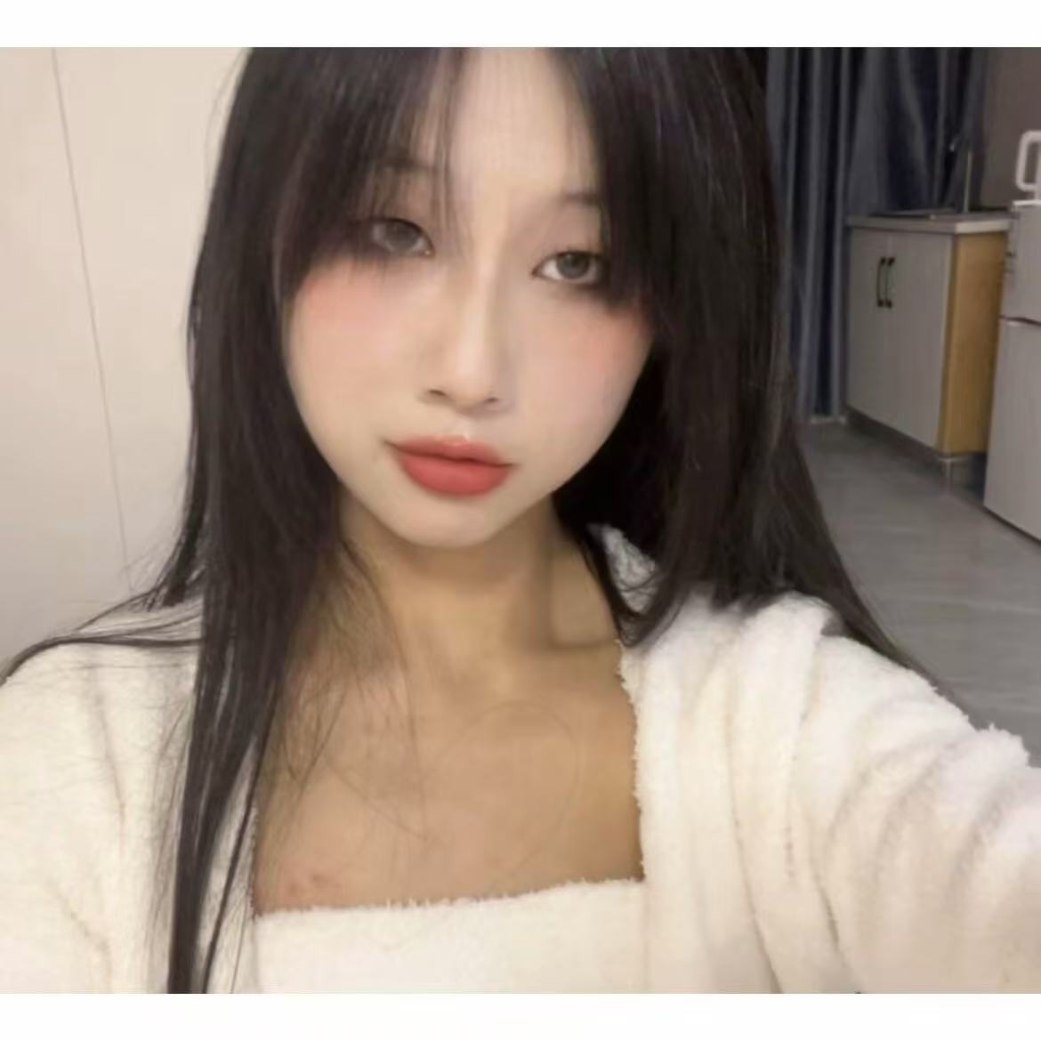 高新区性感佩佩