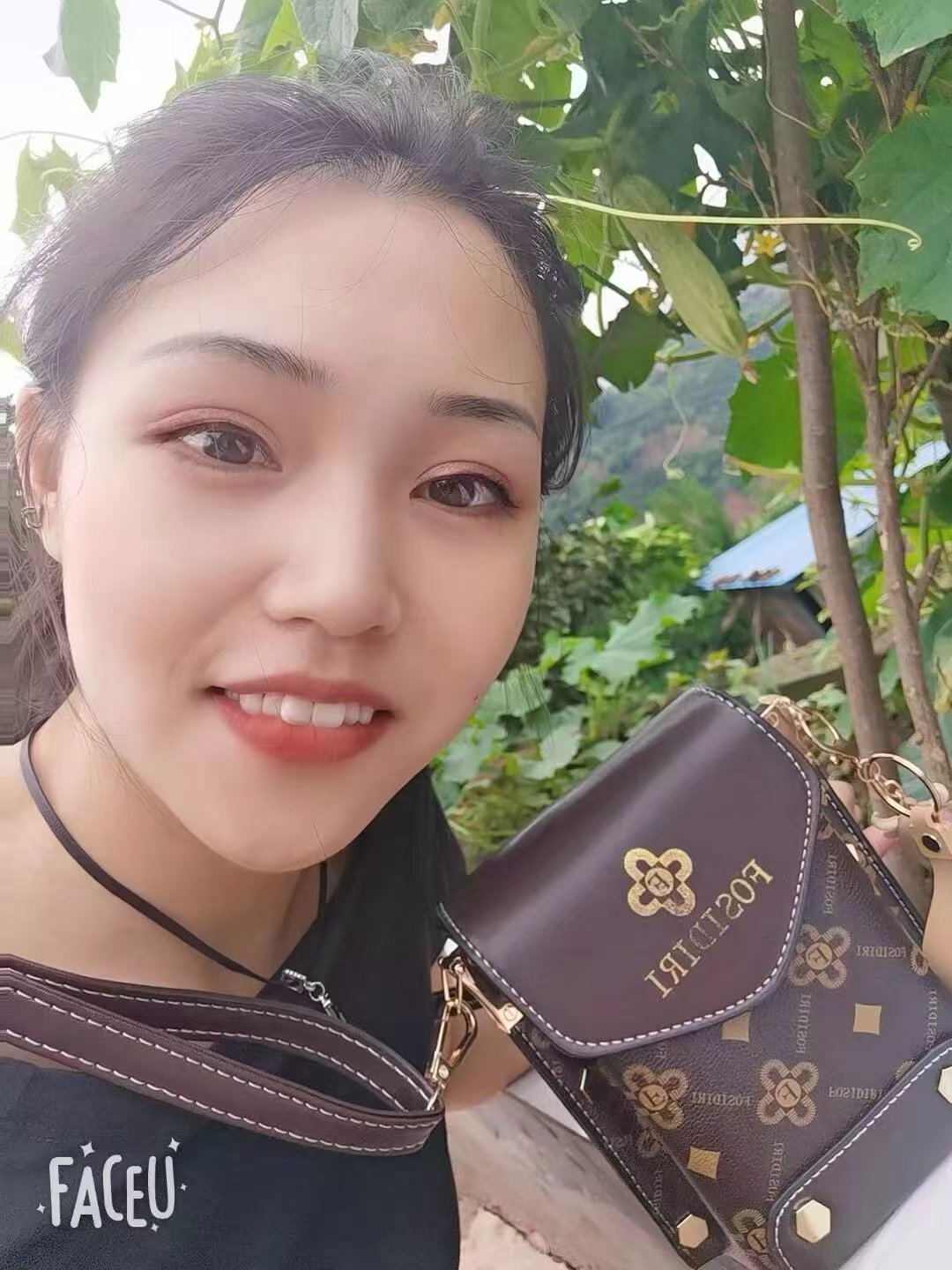 服务系短发小姐姐安然