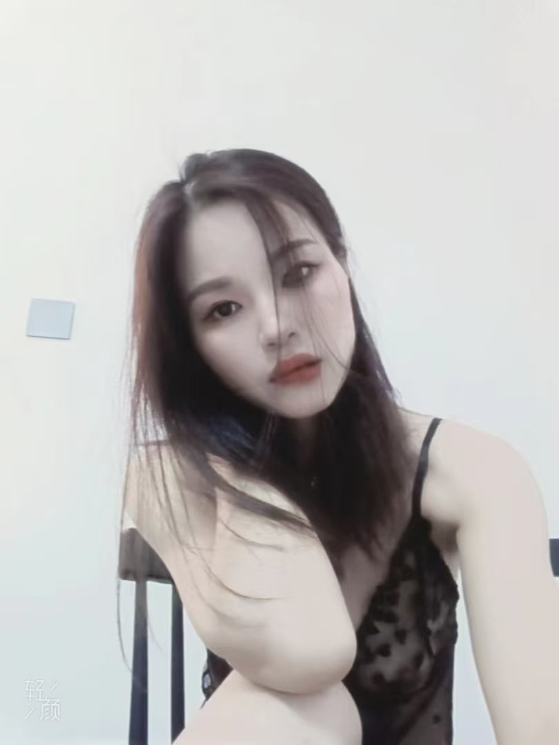 热辣风情小姐姐溪溪