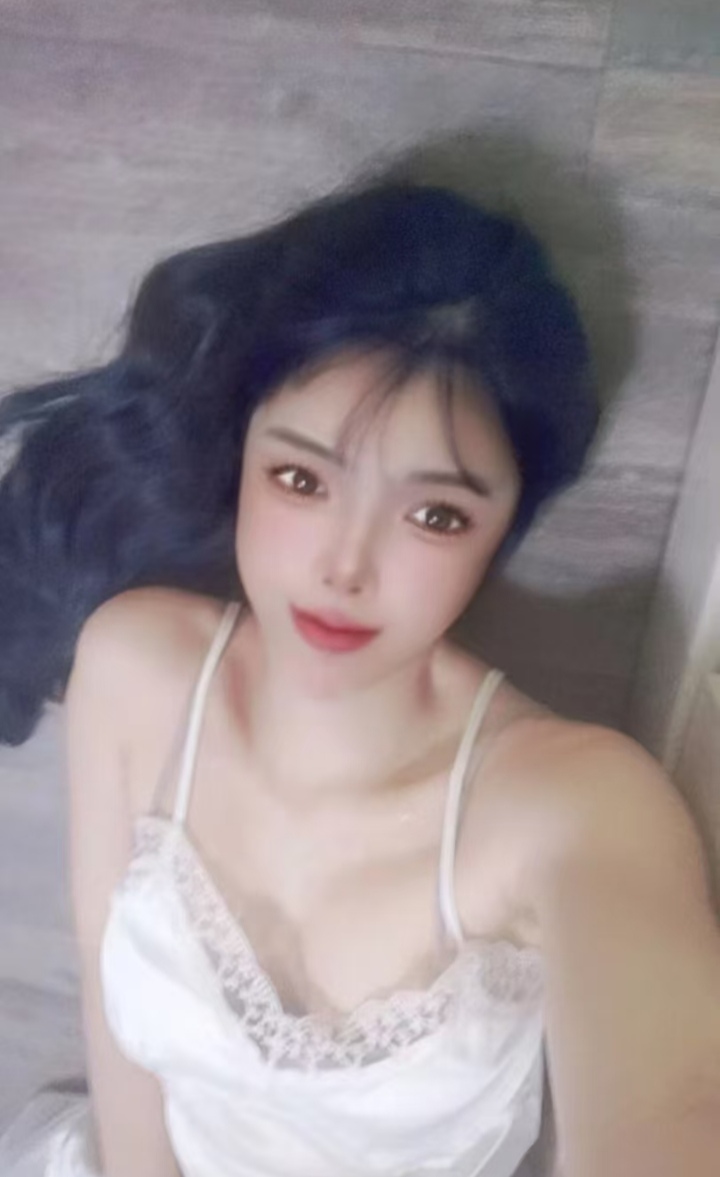 南山软糯小甜妹依依