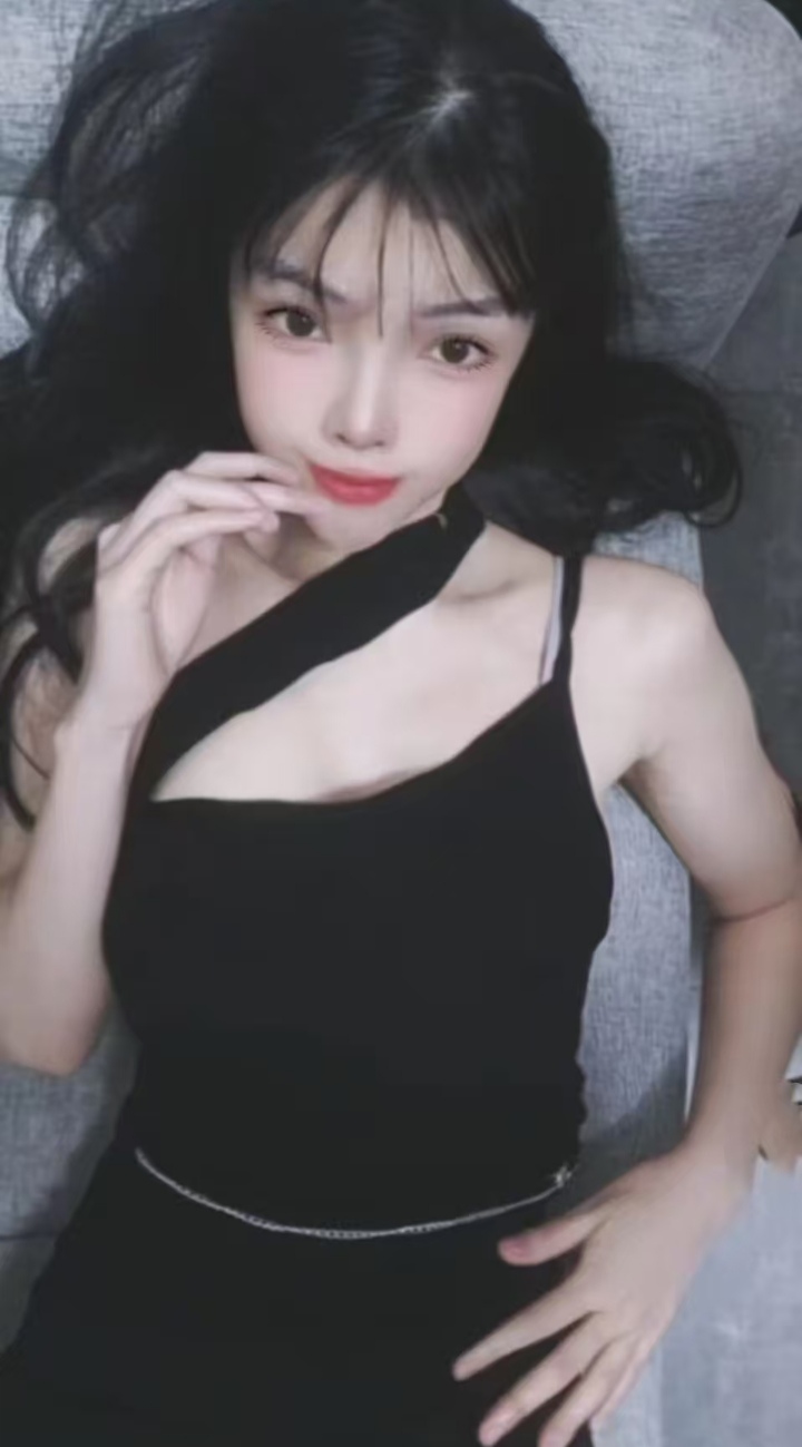 南山软糯小甜妹依依