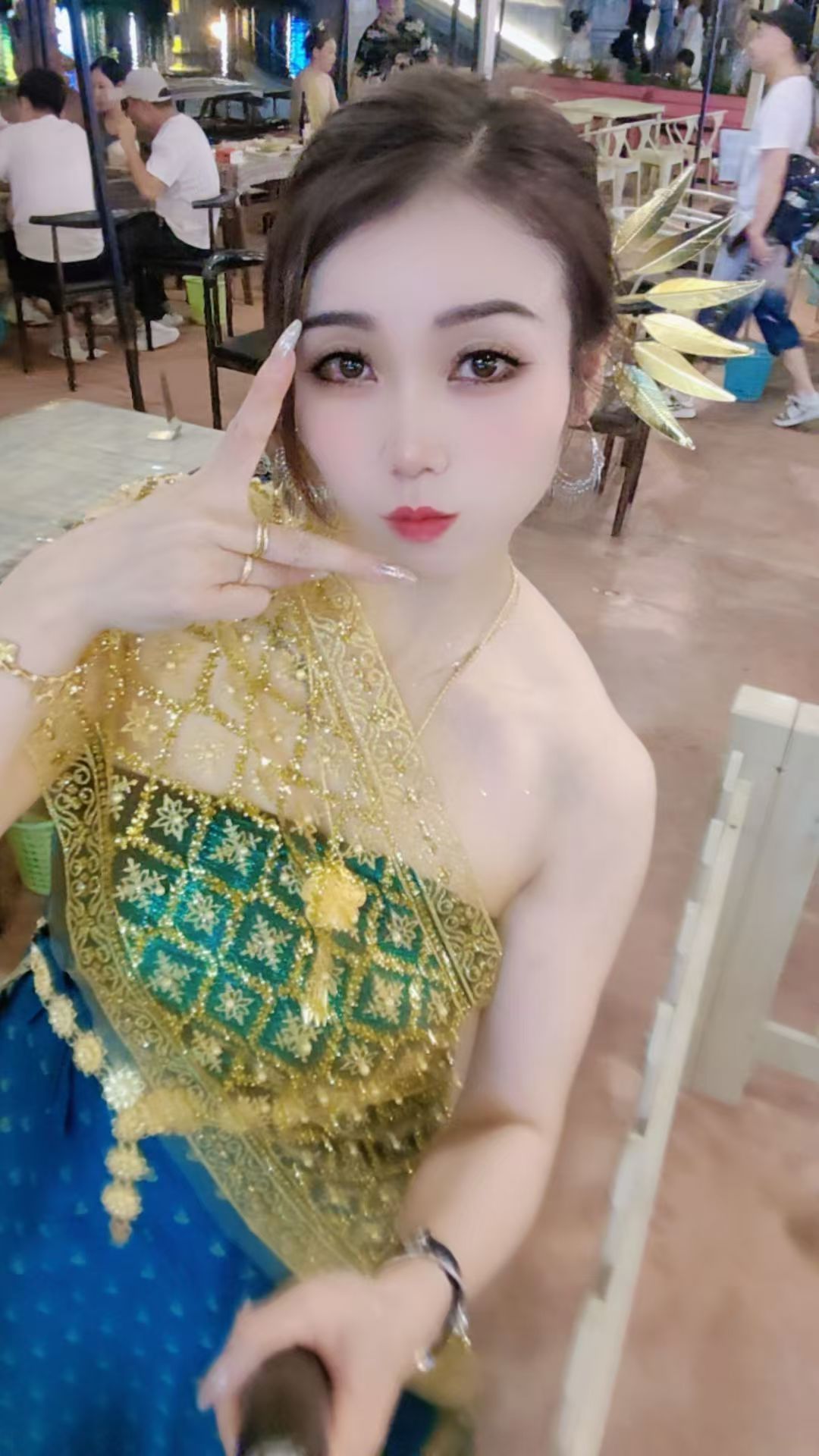 少数民族人妻丹丹