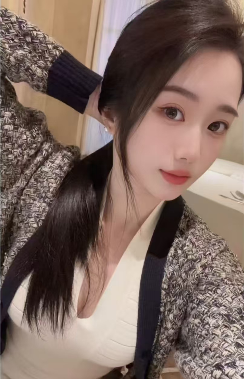 新茶小嫩妹思甜