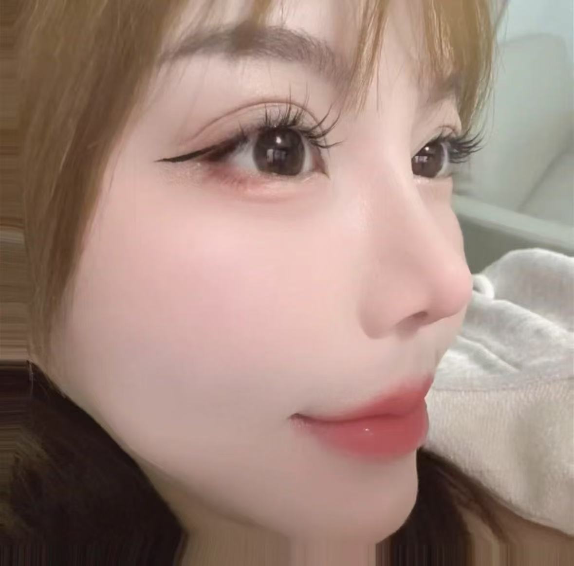 美乳小妖精梦娜