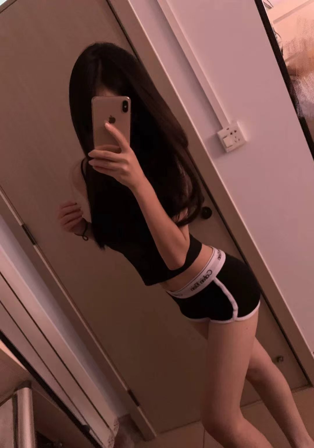 兼职小萝莉微微