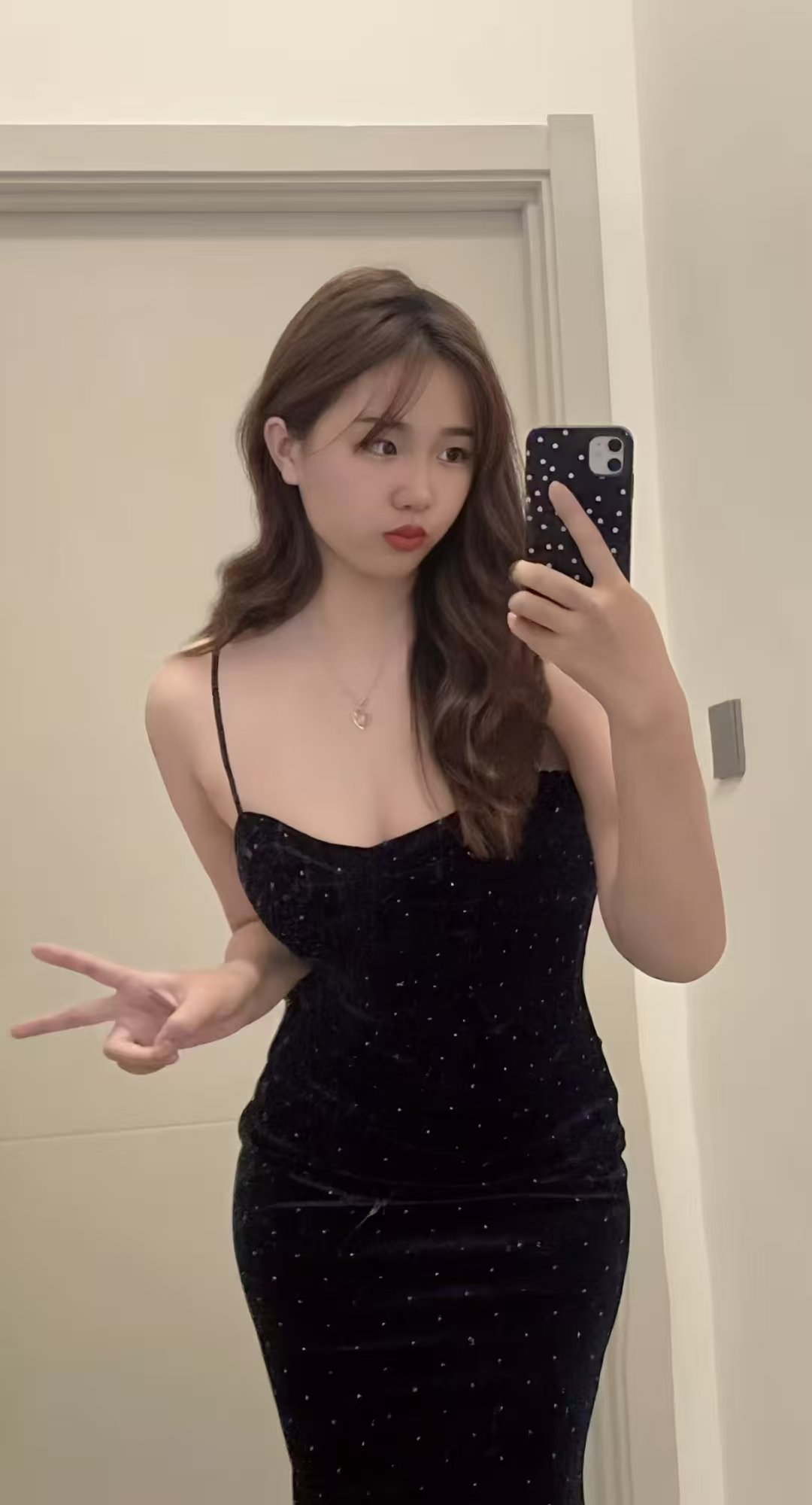 伍家岗白嫩美妞小萝莉