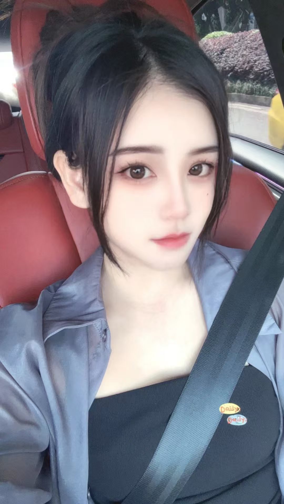 雁塔白嫩甜妹依依