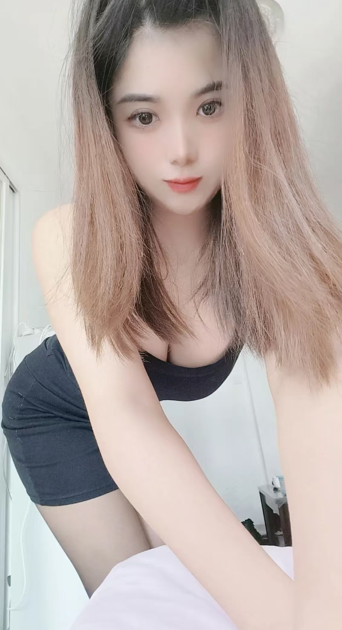 丰满热辣御姐莉莉