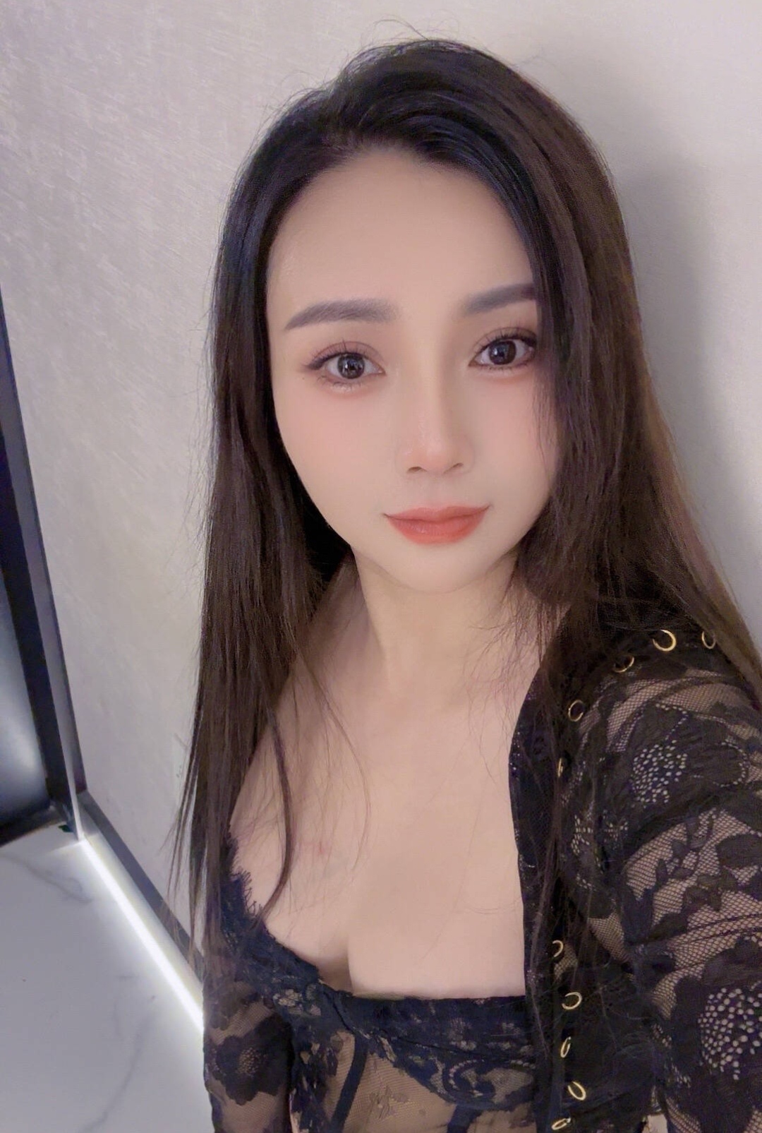 会调情的美少妇