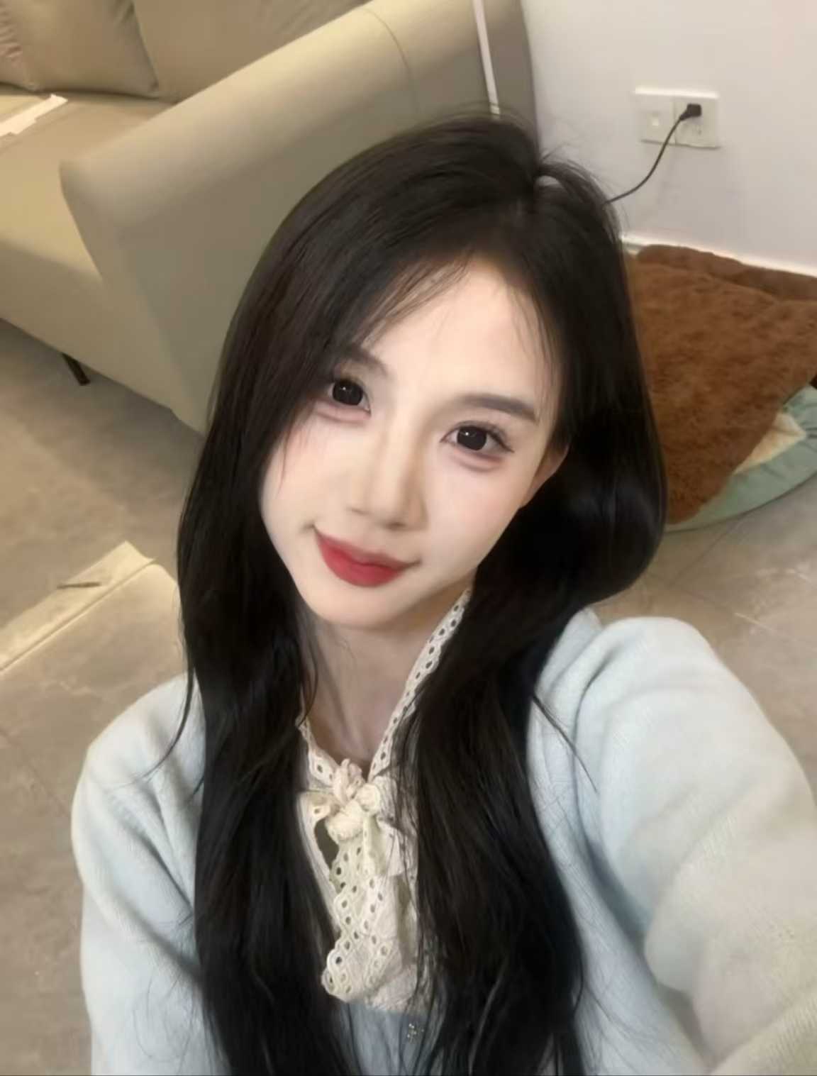 朝阳甜妹依依可外出