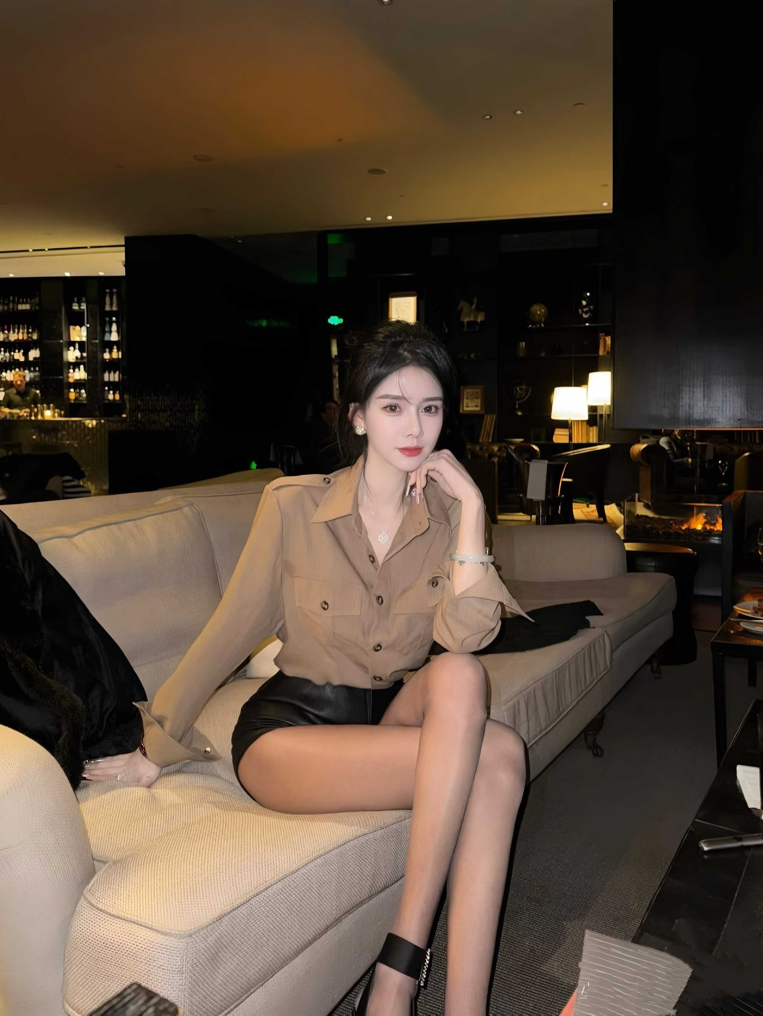 陆家嘴新人初中老师