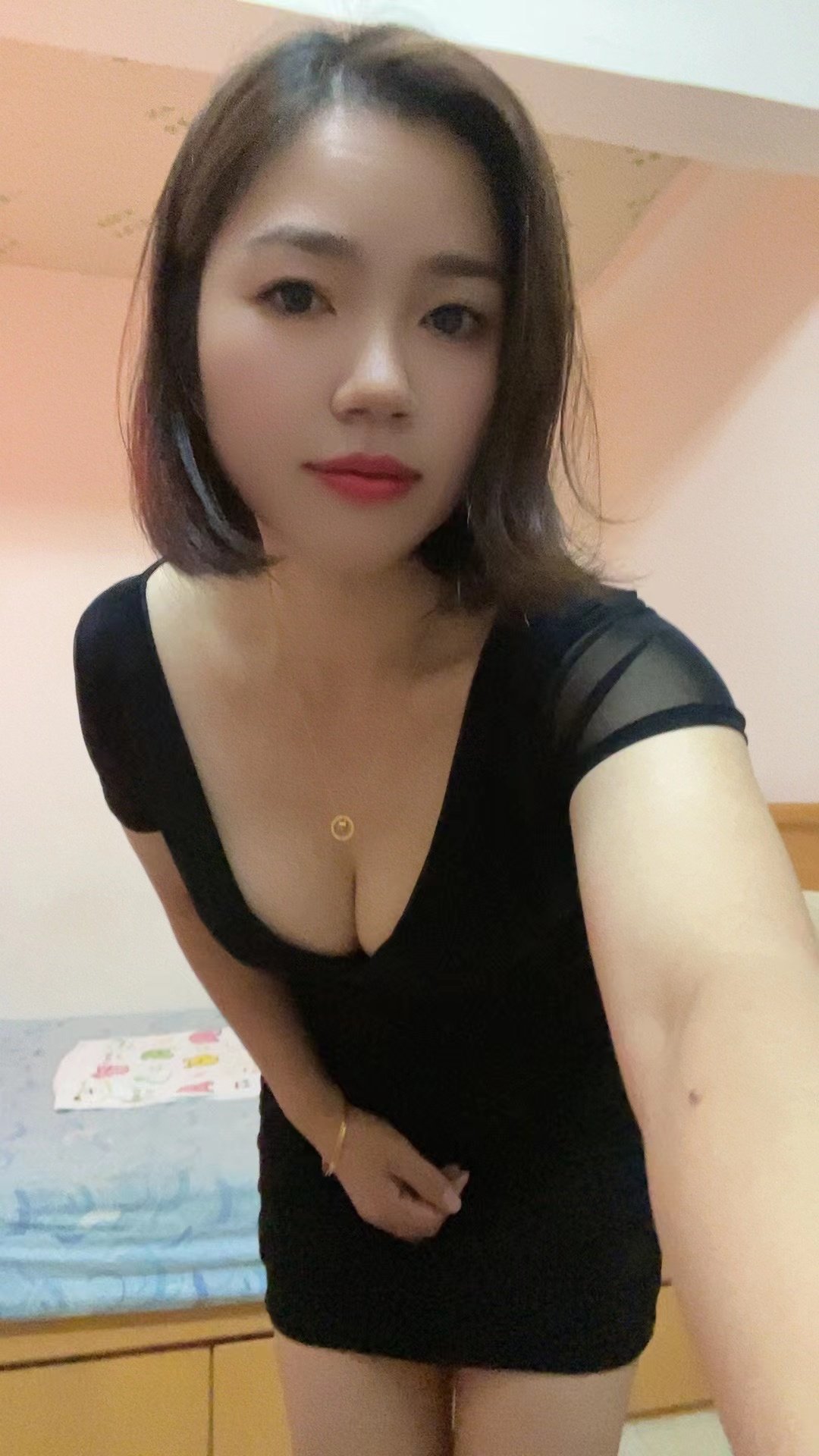 丰乳美臀御姐娟娟