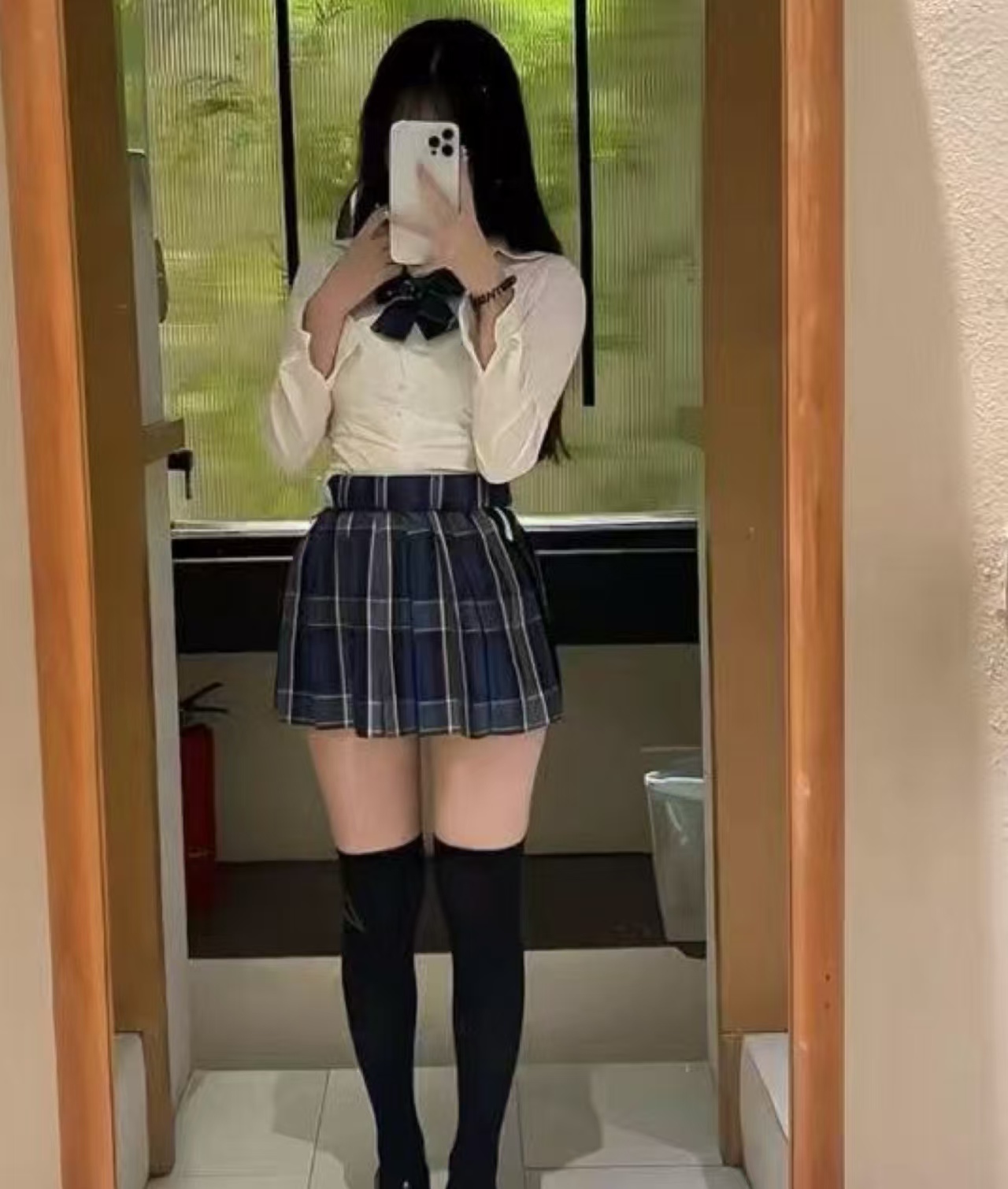 武昌制服辣妹小猫