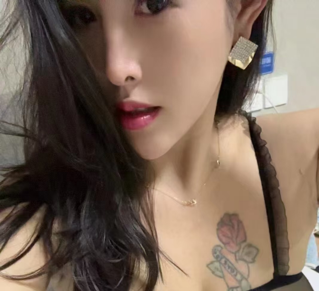 极品炮架美少妇圆圆