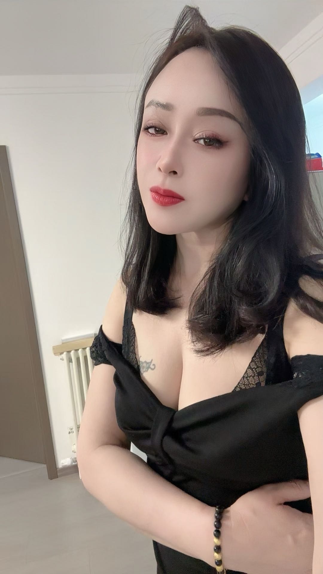 大长腿御姐桃子