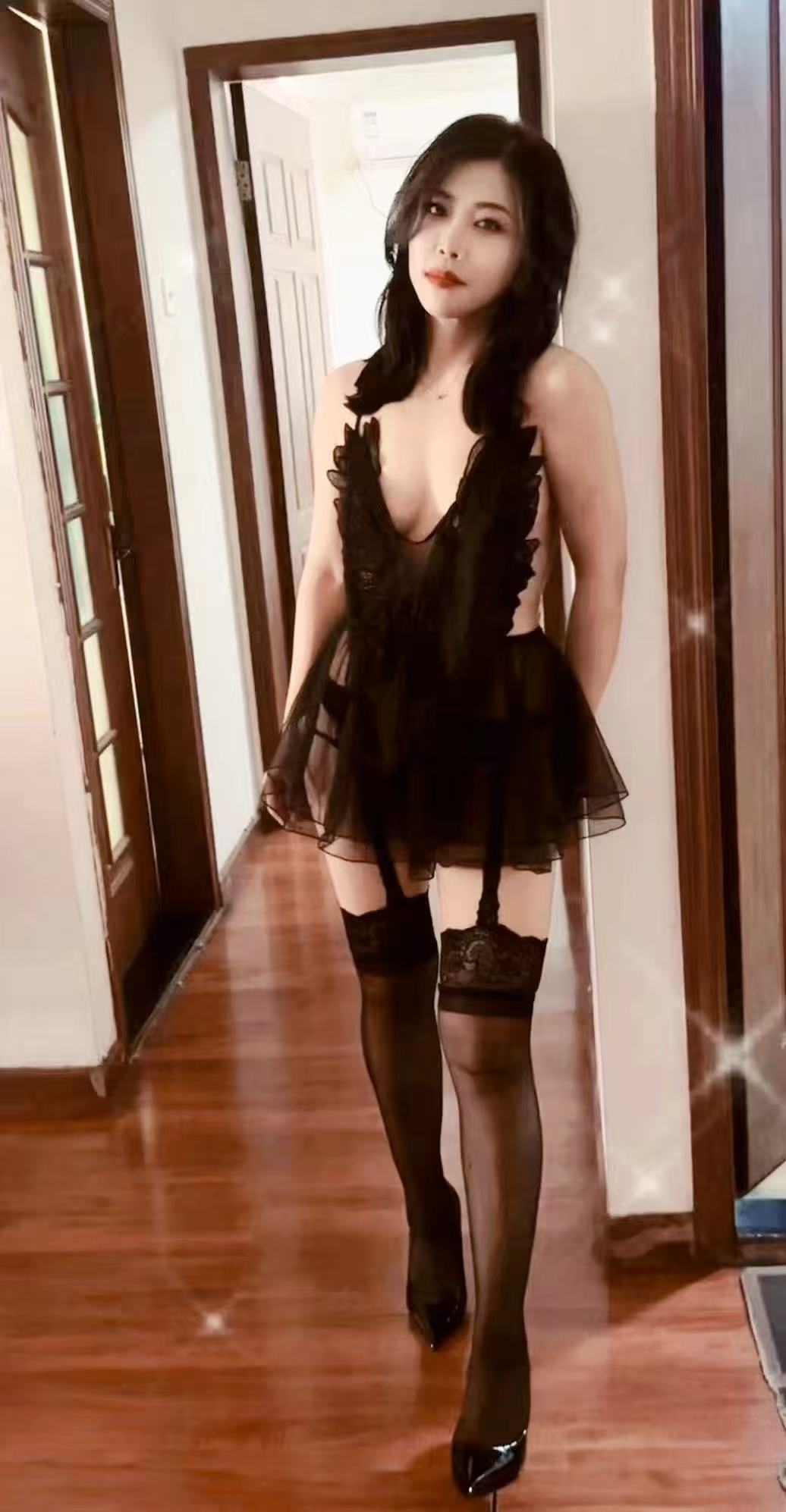 百子湾性感小姐姐