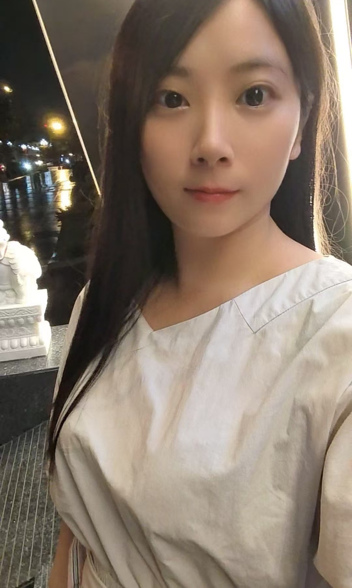 半套服务浅浅小姐姐