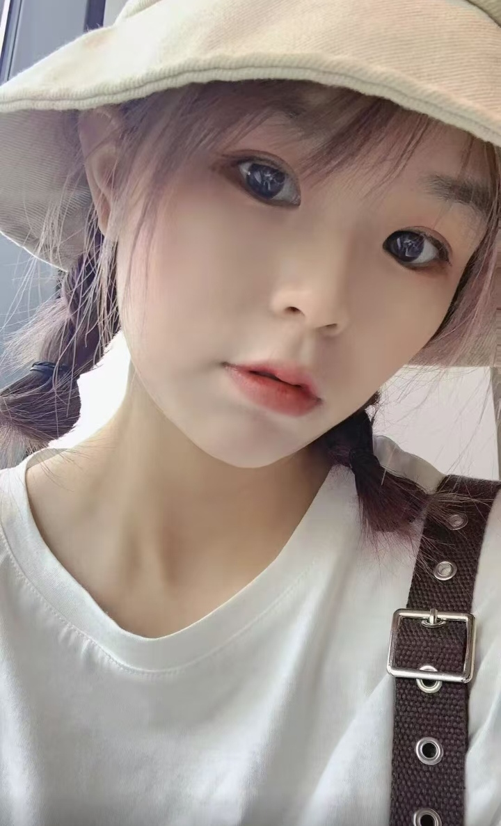 肉臀小甜妹李子酸