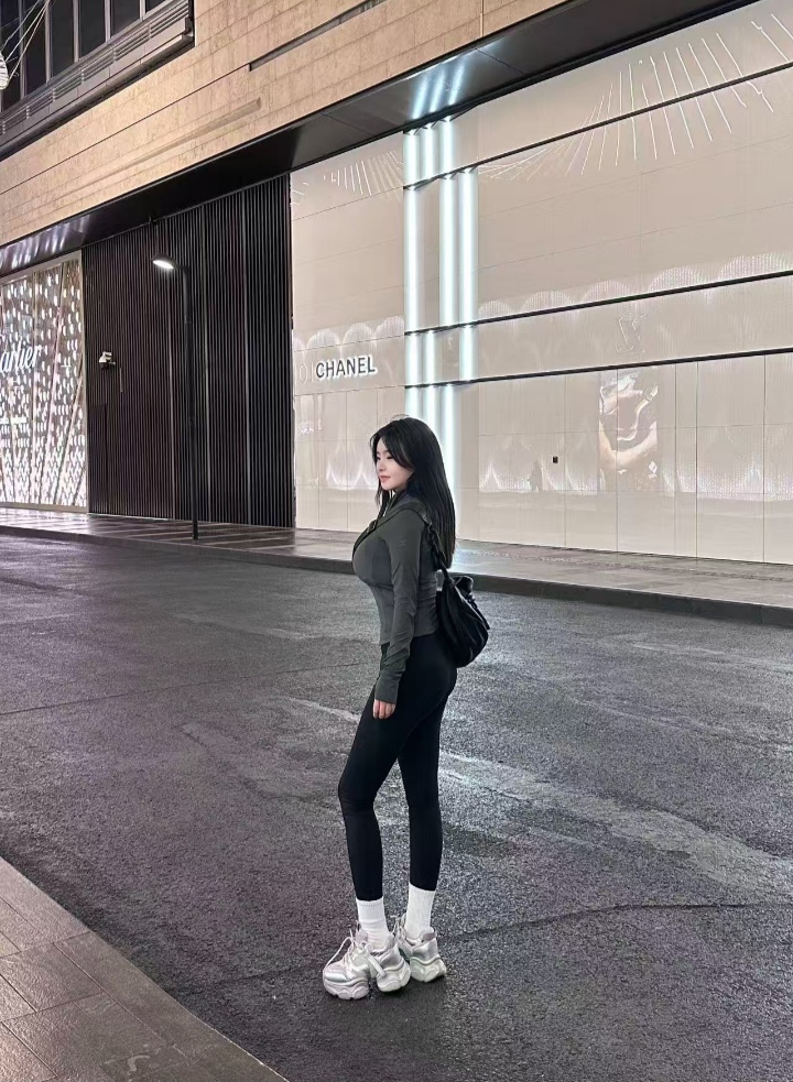 丰乳肥臀大美妞井上