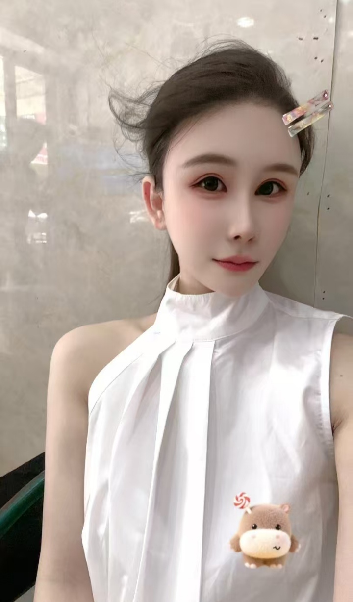 余姚白嫩美妞阿柔