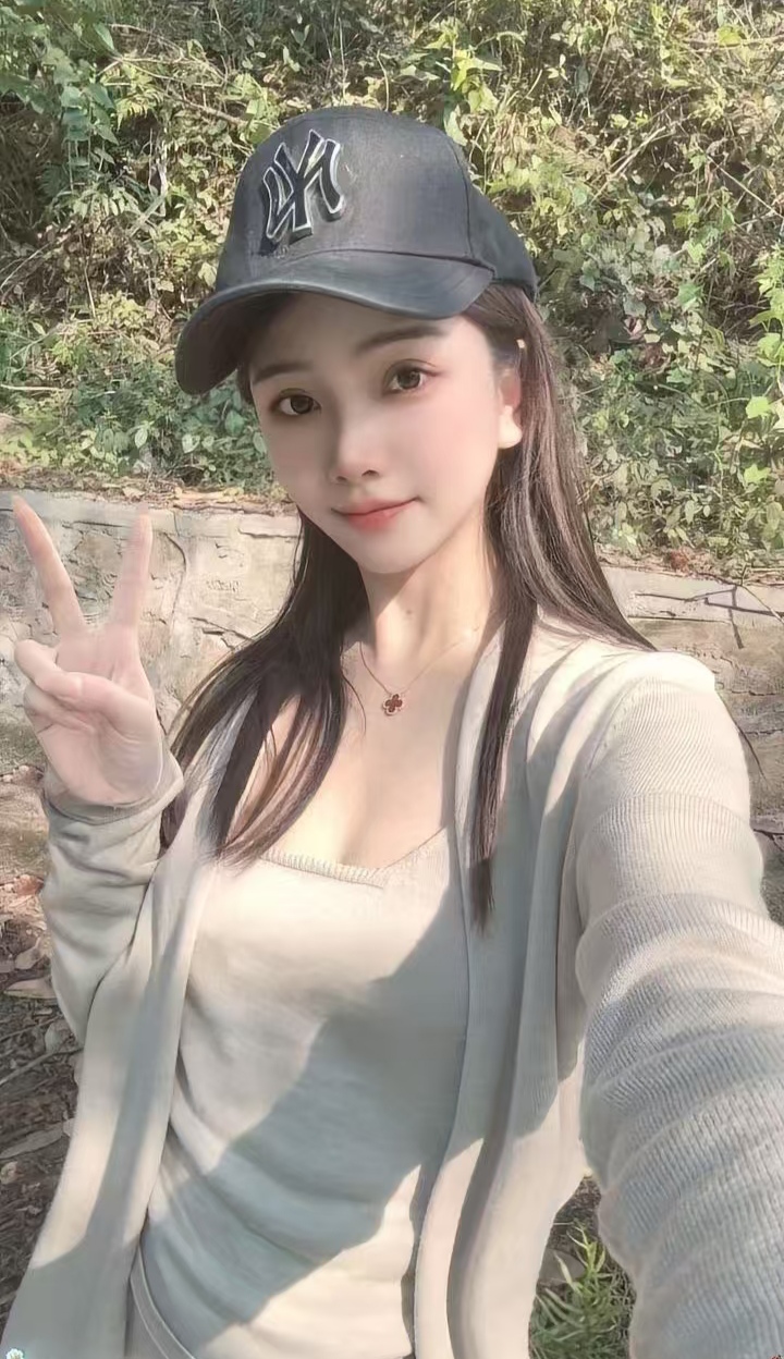 镜湖白嫩甜妹瑶光