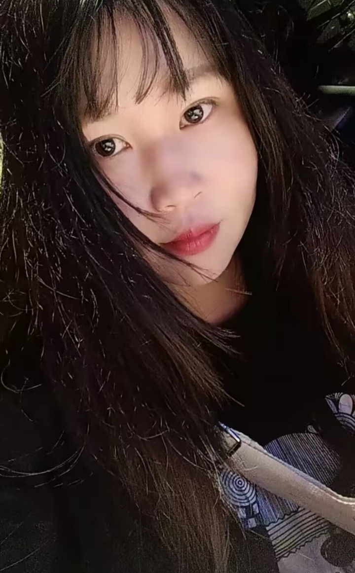 秦淮丰满服务系小姐姐