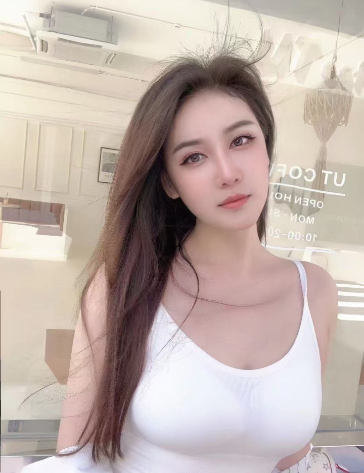 车公庙爆乳眼镜美妞