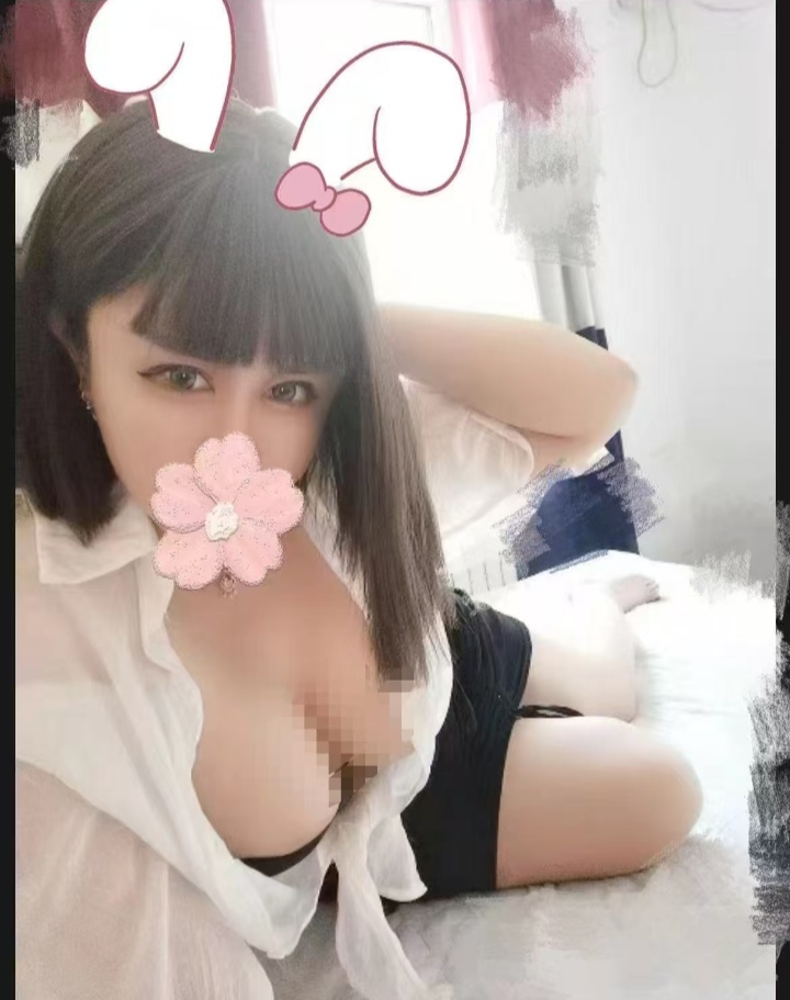 短发御姐爆乳丫丫