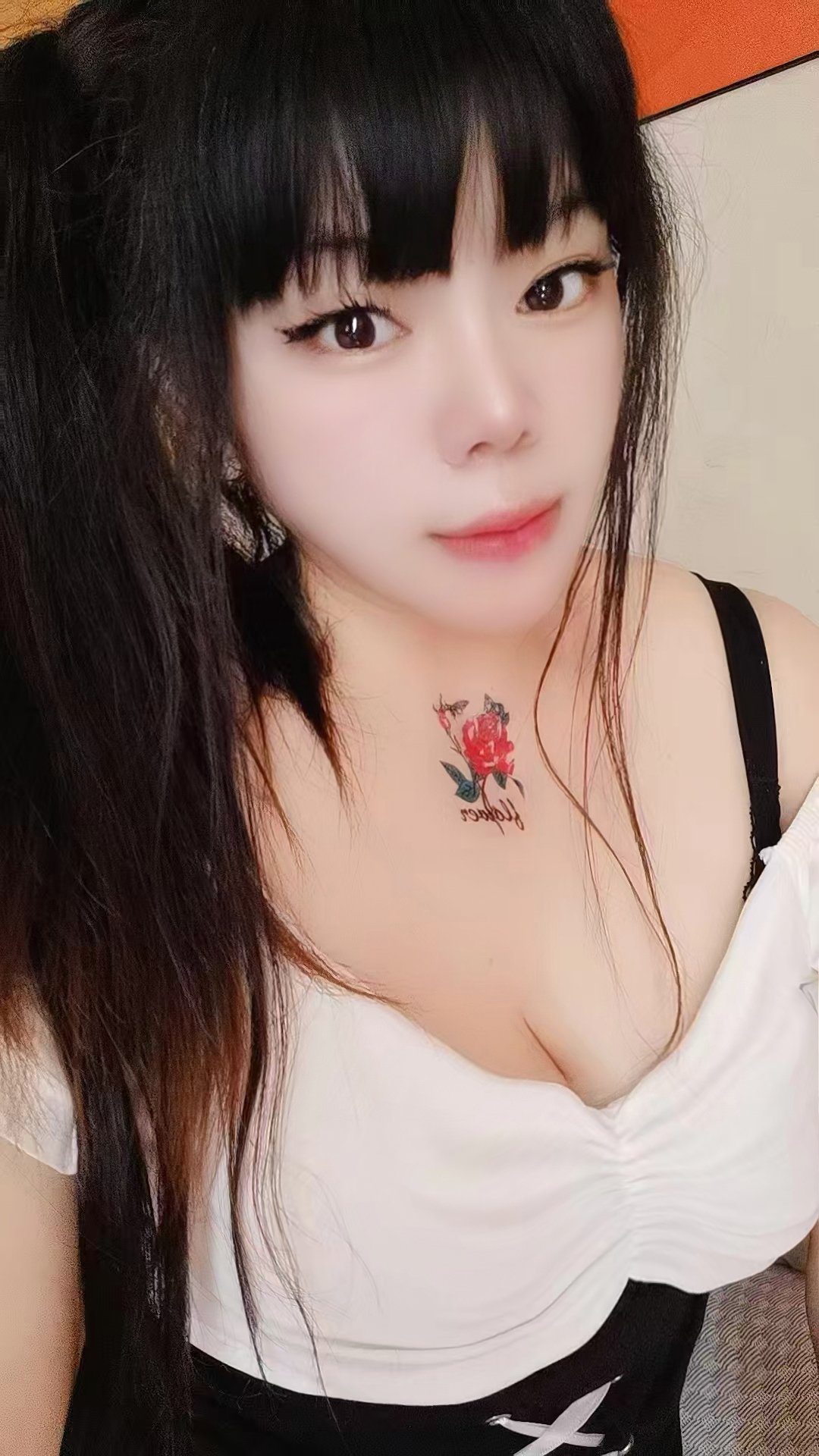 气质大波少妇丫丫