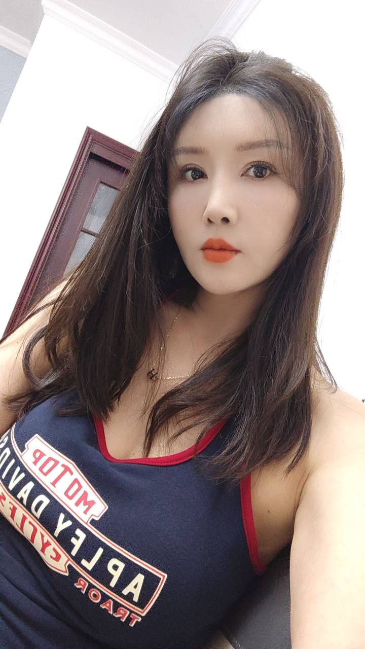 天河极品身材辣妹小米