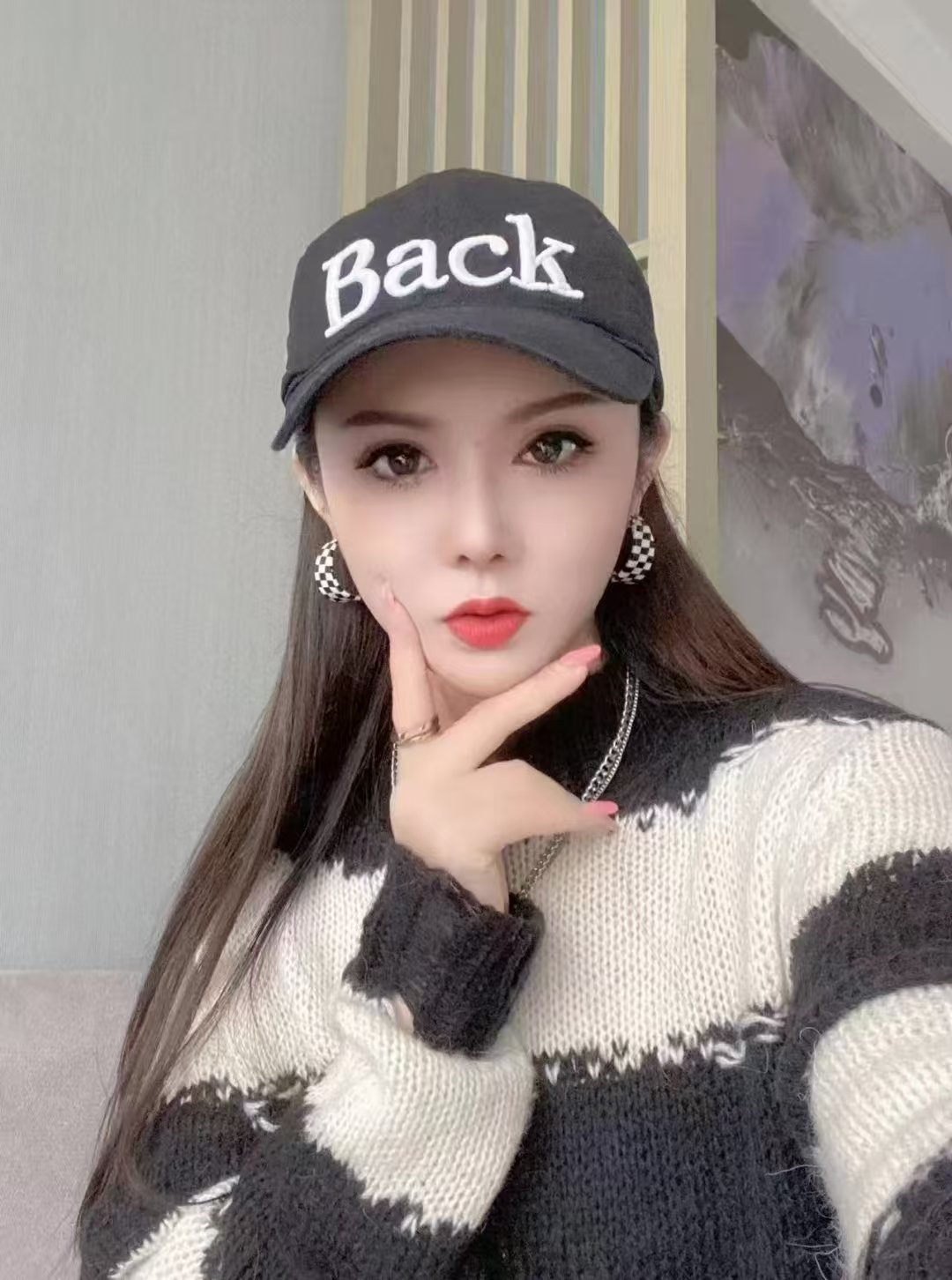 虎丘魅惑女友西西