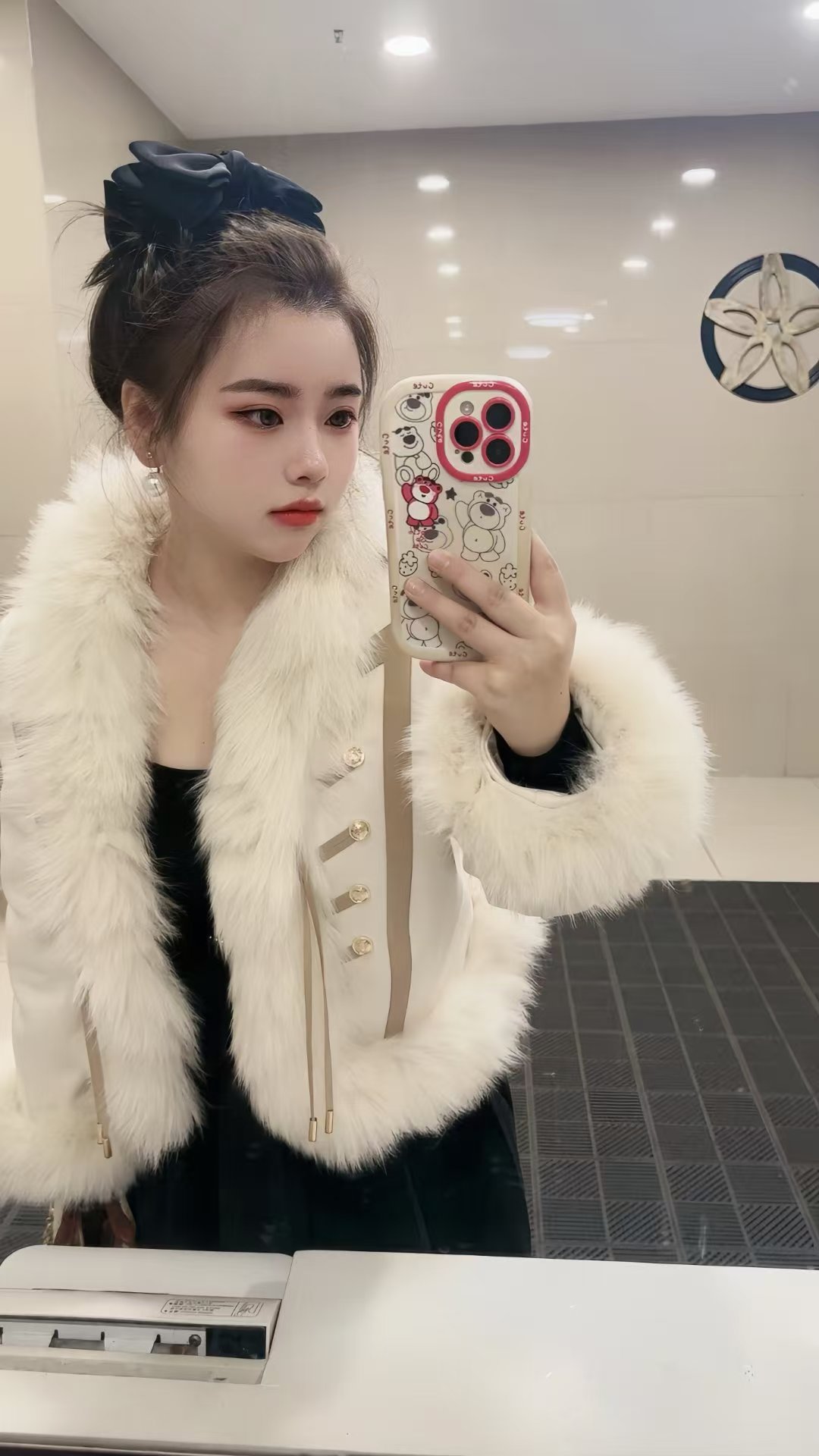 极品肉弹辣妞小颜