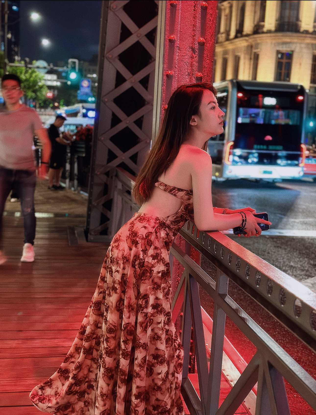 福田岗厦漂亮大方，d胸粉嫩多汁