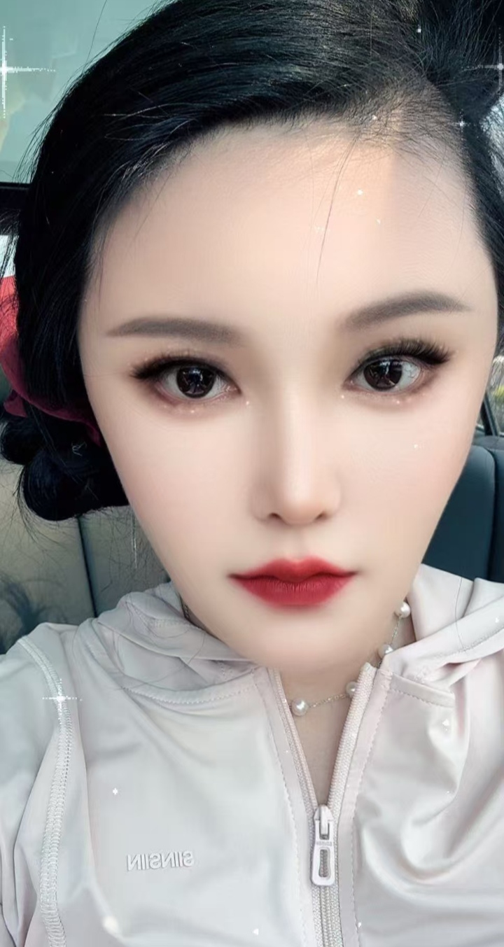 秦淮丰满性感制服姐姐