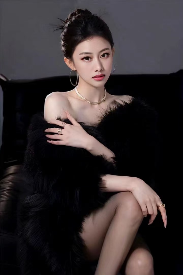 白云长腿美妞小茹