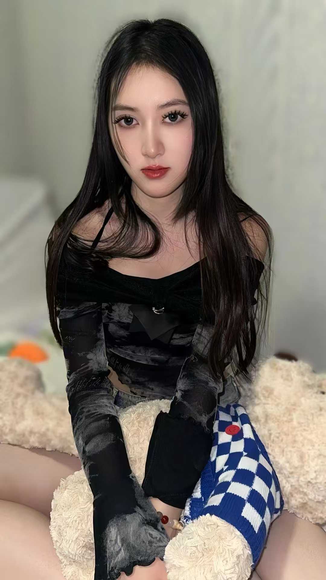 美艳长腿女友小兰