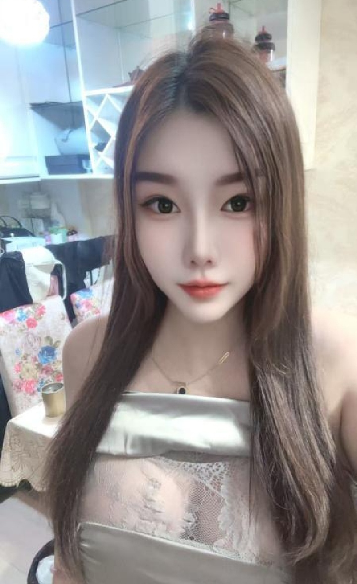 罗湖爆乳蜜桃臀欣欣