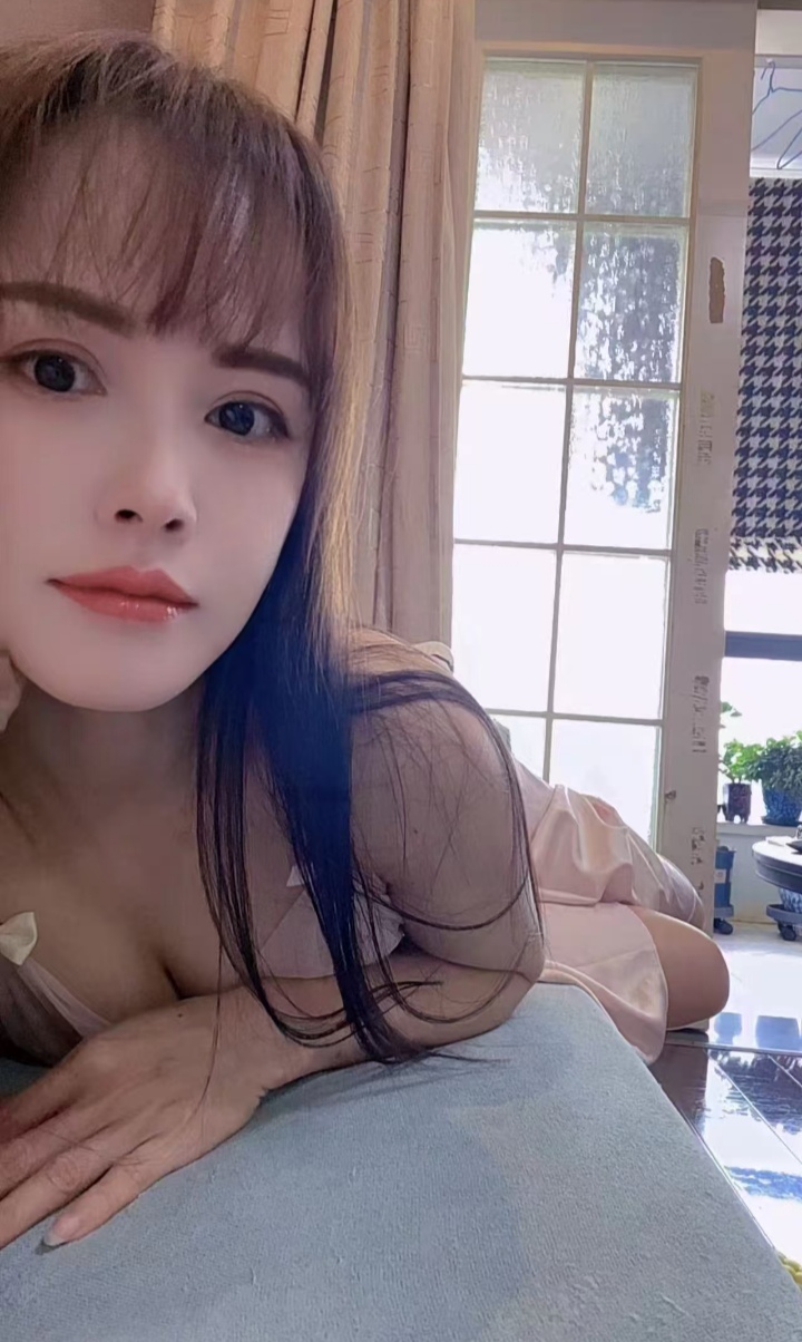 新区情趣欲女小萱