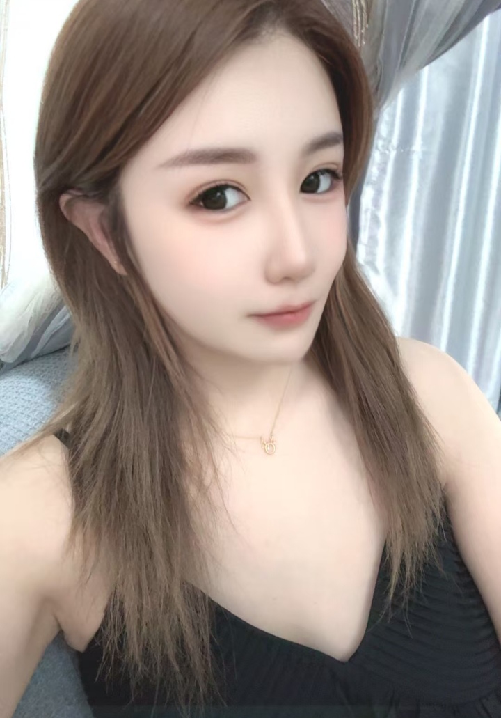 魅惑撩人小姐姐米苏