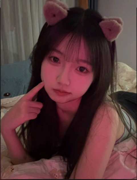 海珠  21岁163  42kg