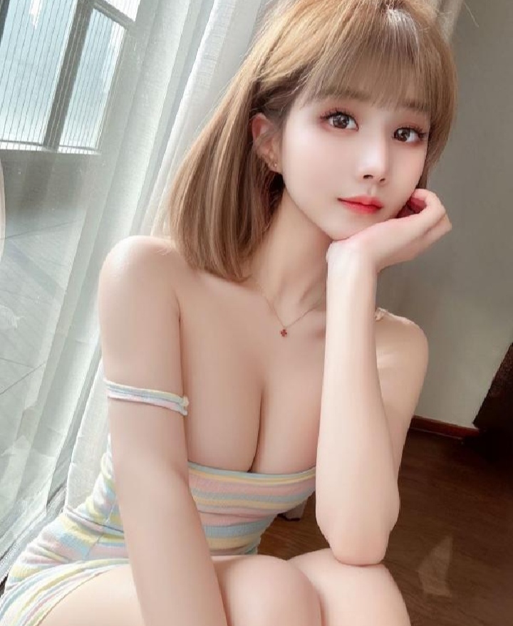 肤白貌美颜值梦梦