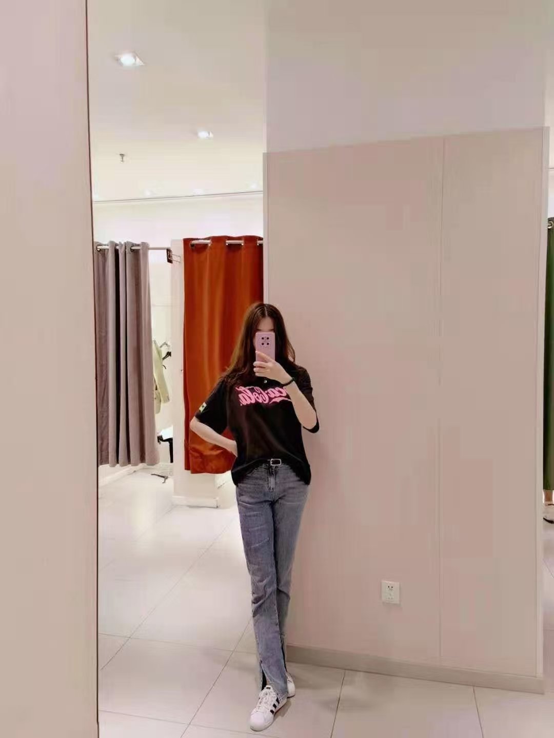 高挑热辣小姐姐梦洁