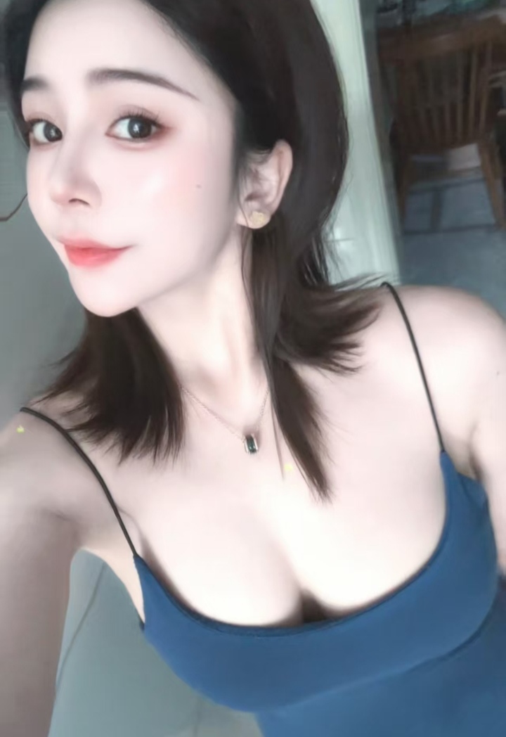 夫子庙撩人美妞丢宝