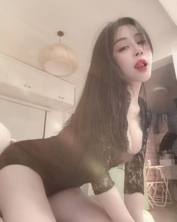 高新乖巧听话小薇