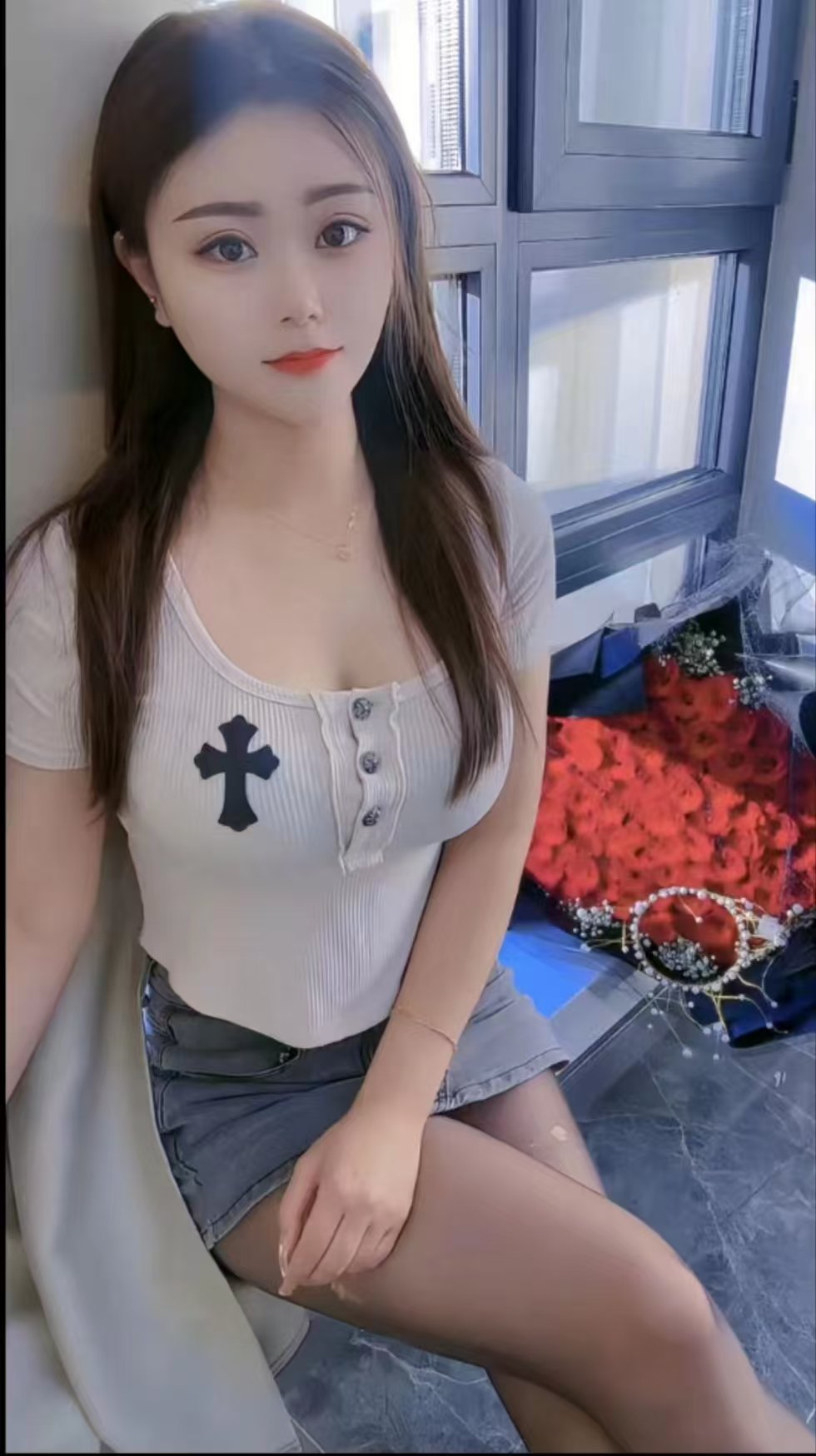 丰乳肥臀辣妹雪儿