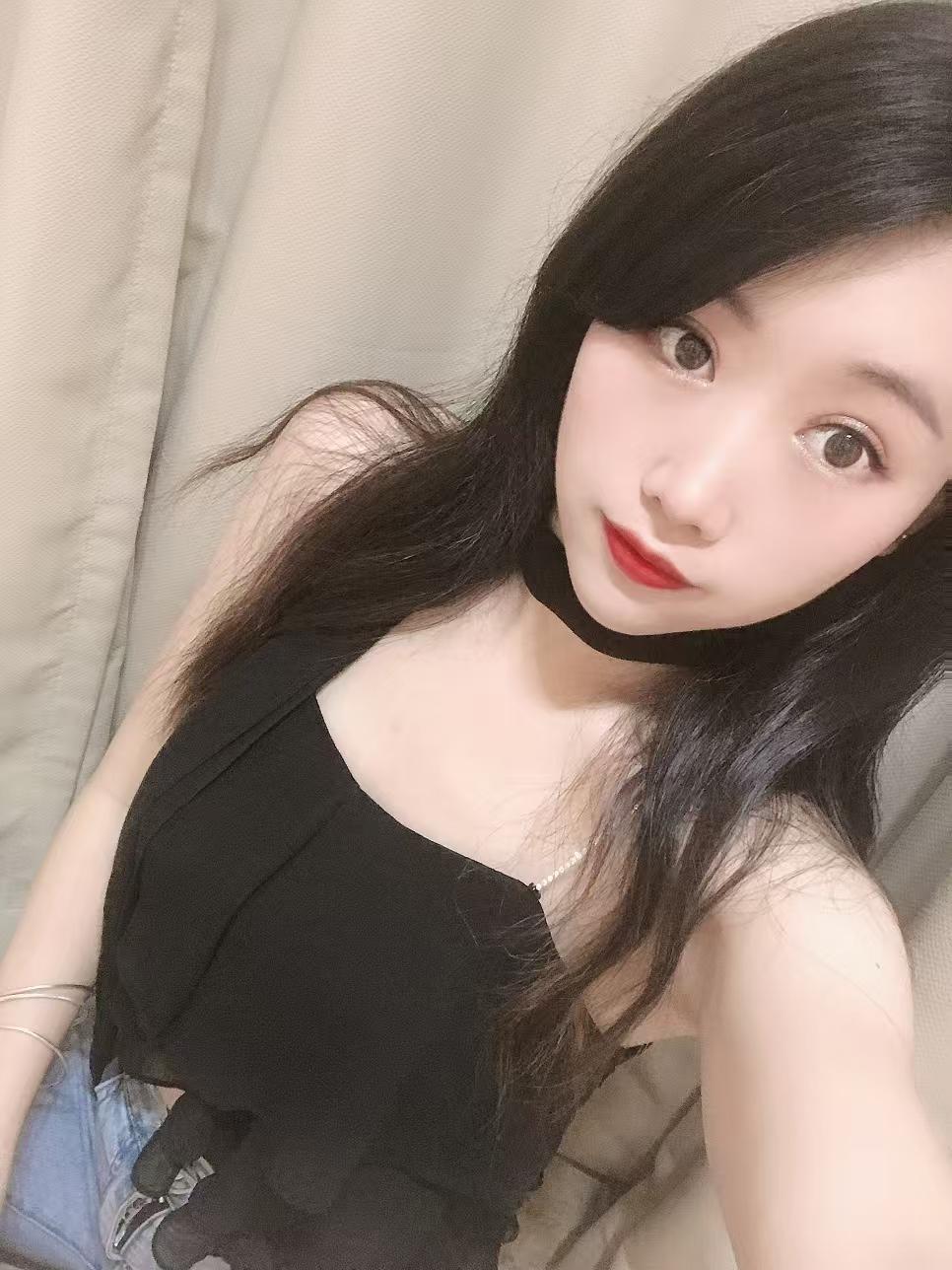 白云美艳辣妹小薇